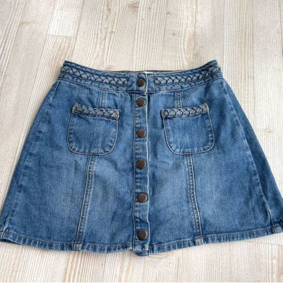 𝅺Kendall + Kylie Button‎ Front Denim Mini Skirt | Size 25 - Picture 1 of 5